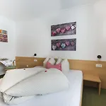 بيت ضيافة Haus Fernblick