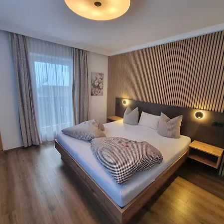 Penzion Haus Fernblick 3*