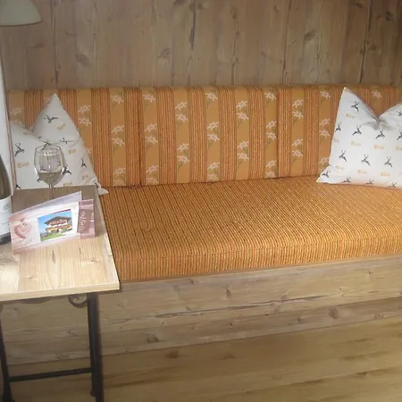 Haus Fernblick بيت ضيافة نيوستيف ام ستوبيتا